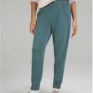 Lululemon Brushed softstreme ribbed jogger